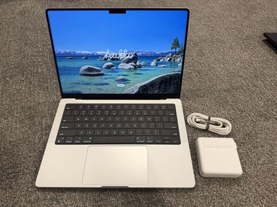MacBook Pro M4 Pro 14c/20c 24GB Ram 1TB Silver 14inch