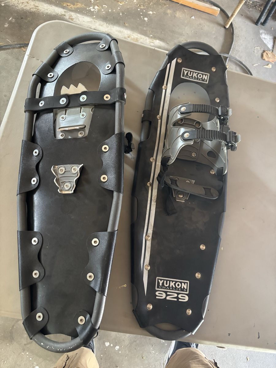 Yukon Charlie's 929 Series Snowshoes - Winter Hiking & Snow Trekking Gear