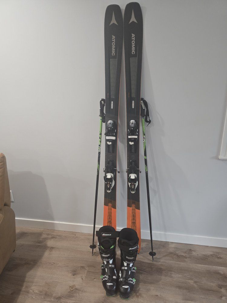 skis boots poles