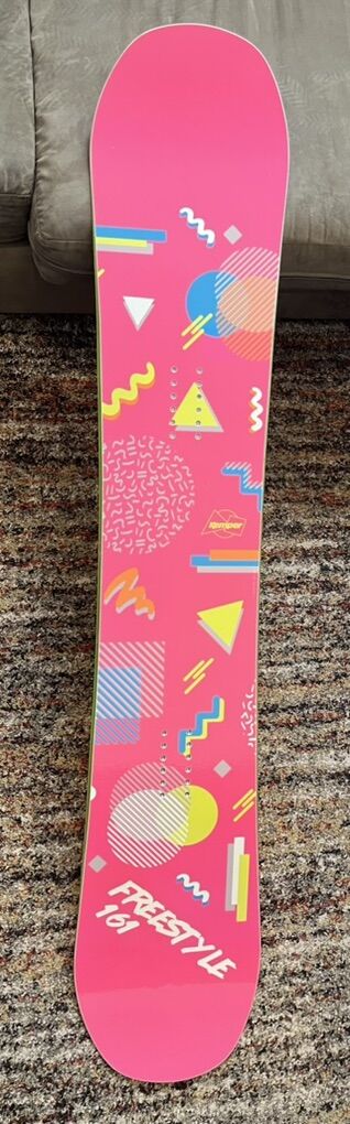 NEW 161 CM KEMPER FREESTYLE SNOWBOARD