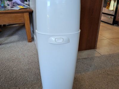 Playtex diaper genie complete