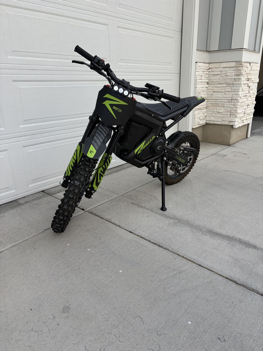 Rawrr Mantis mini R17