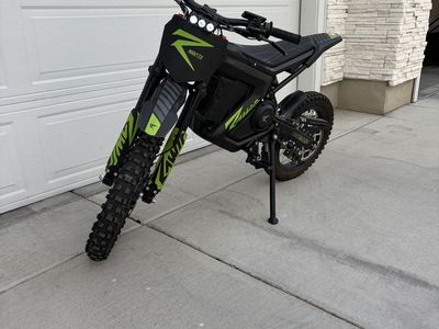 Rawrr Mantis mini R17