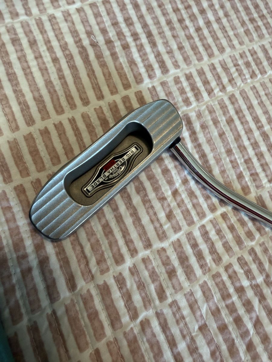 Callaway Big Bertha Blade Putter - Right Handed Golf Club with Shark It Golf Headcover