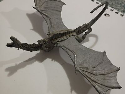 Vintage Metal Dragon & Gryphon Miniatures - Fantasy Gaming Figurines