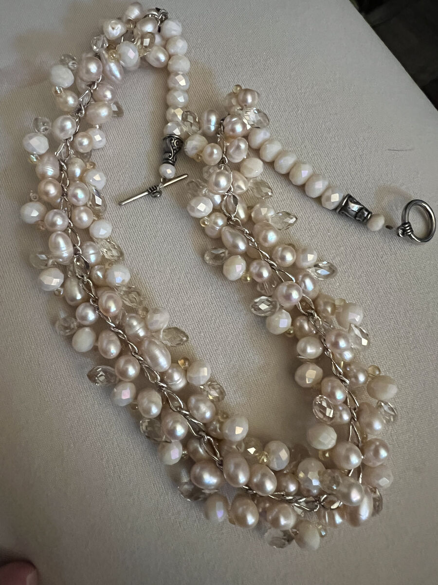 Pearl and Crystal toggle necklace