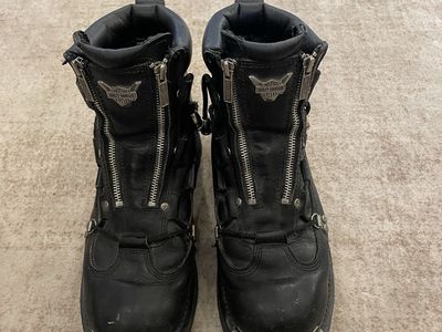 Harley Davidson Black Leather Motorcycle Boots - Size 10 with Zippers & Metal Embellishments