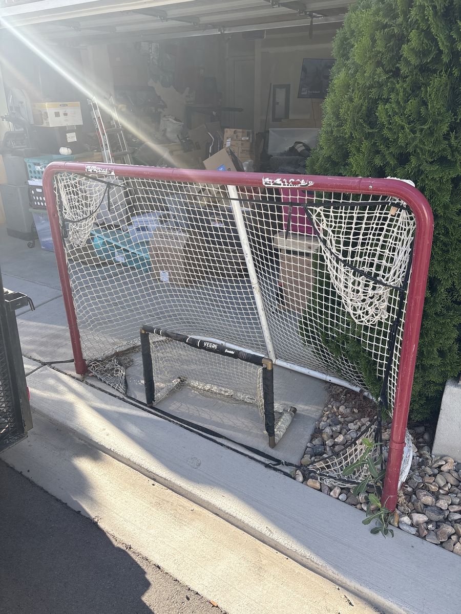 Hockey goal