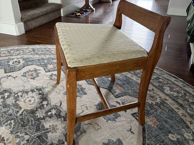 Mid-century low back bench