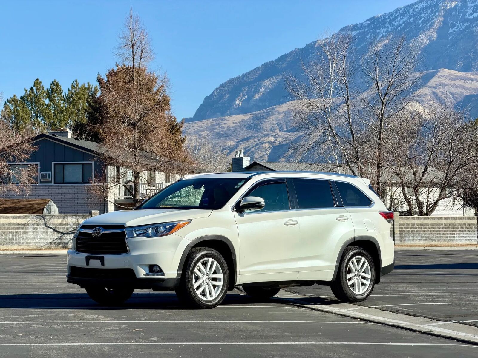 2015 TOYOTA HIGHLANDER Limited Platinum