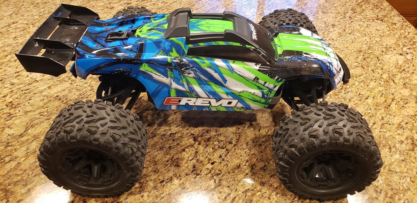 Traxxas ERevo 2.0 Like New