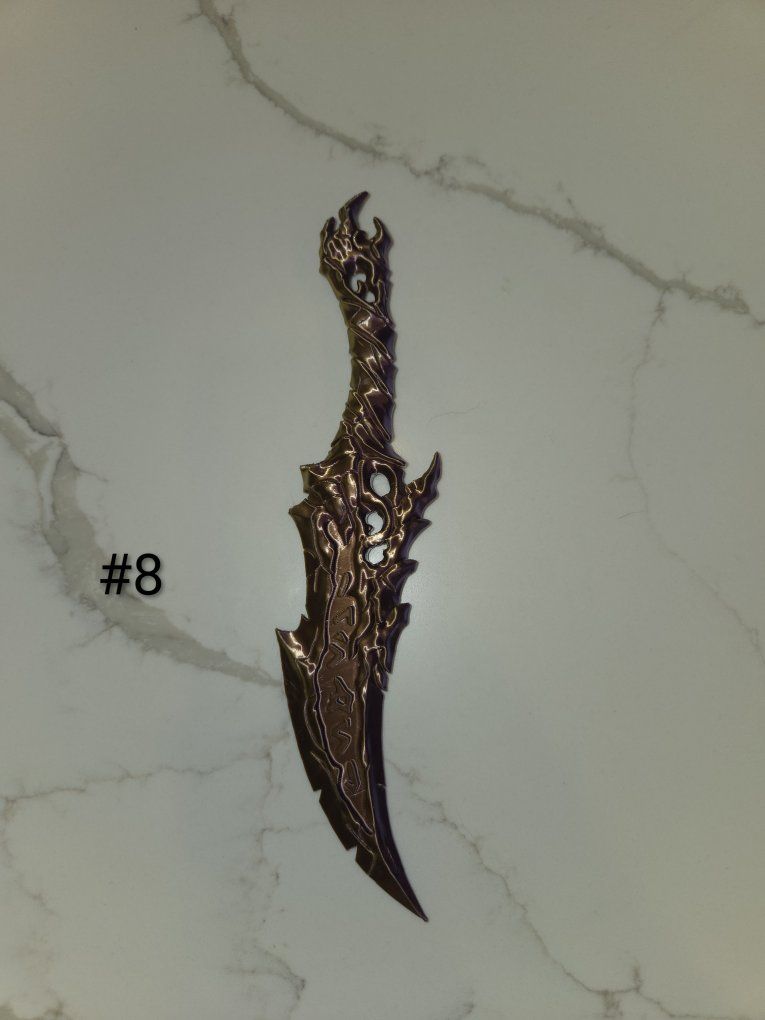 Main image 12