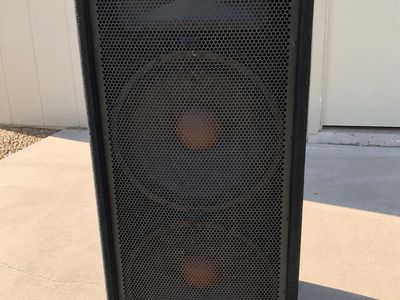 JBL Dual 15-Inch Passive PA Loudspeaker Cabinet