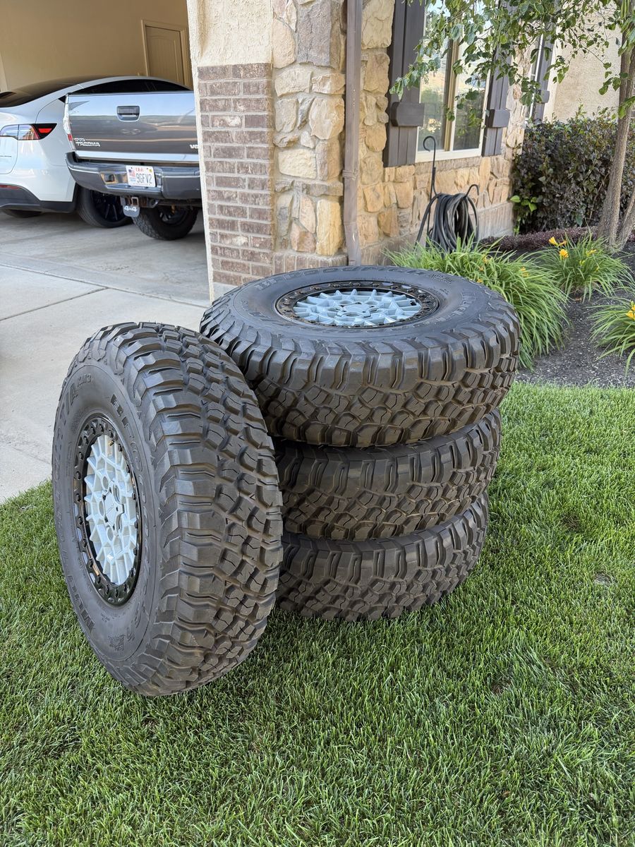 Brand New 32x10.00R15 BFGoodrich KM3 Tires & Wheels – Takeoffs from 2026 Polaris RZR – Set of 4