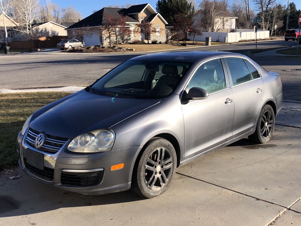 2005 VW Jetta 2.5 L - Needs some repair