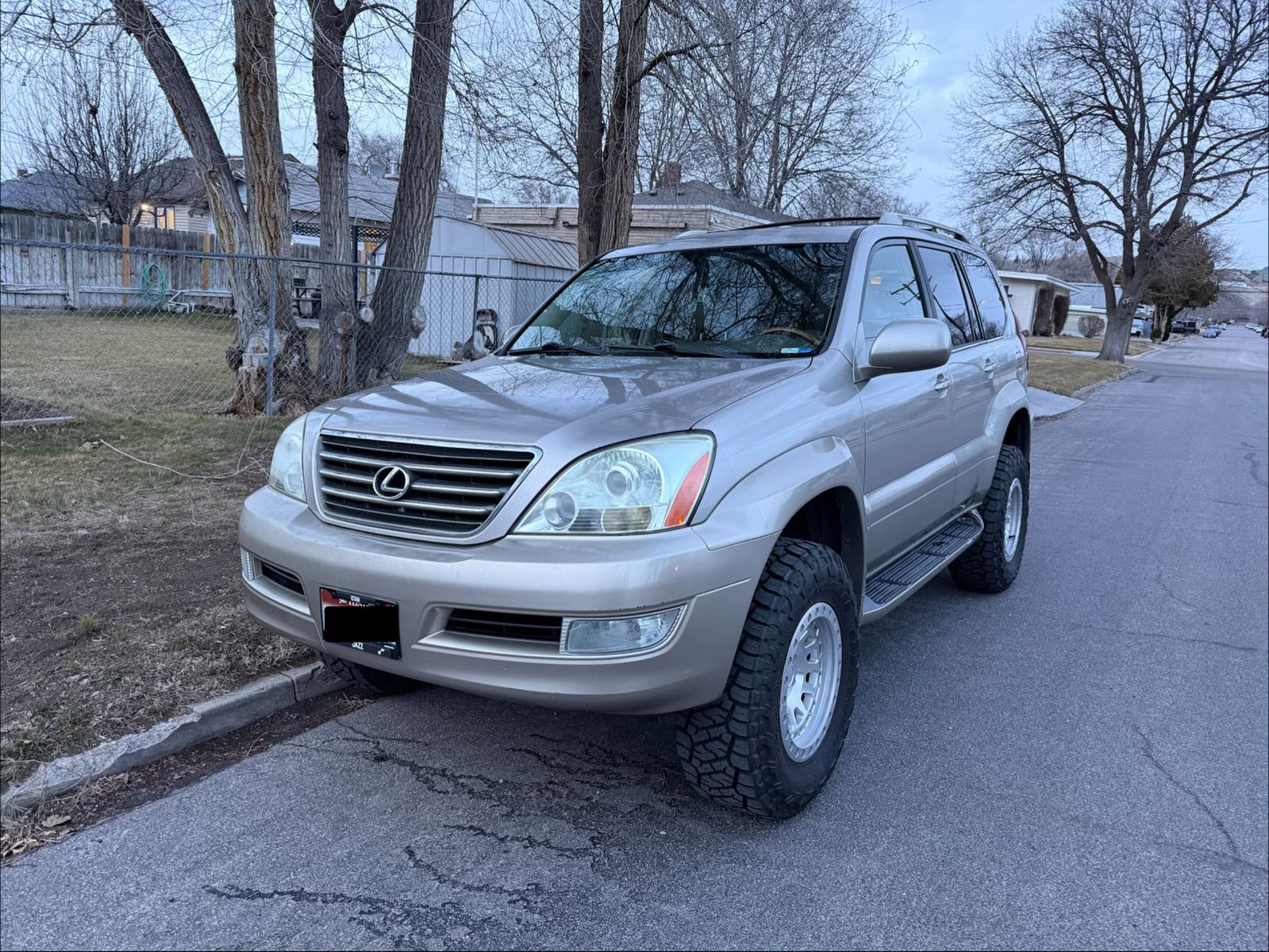 2004 LEXUS GX 460 Luxury