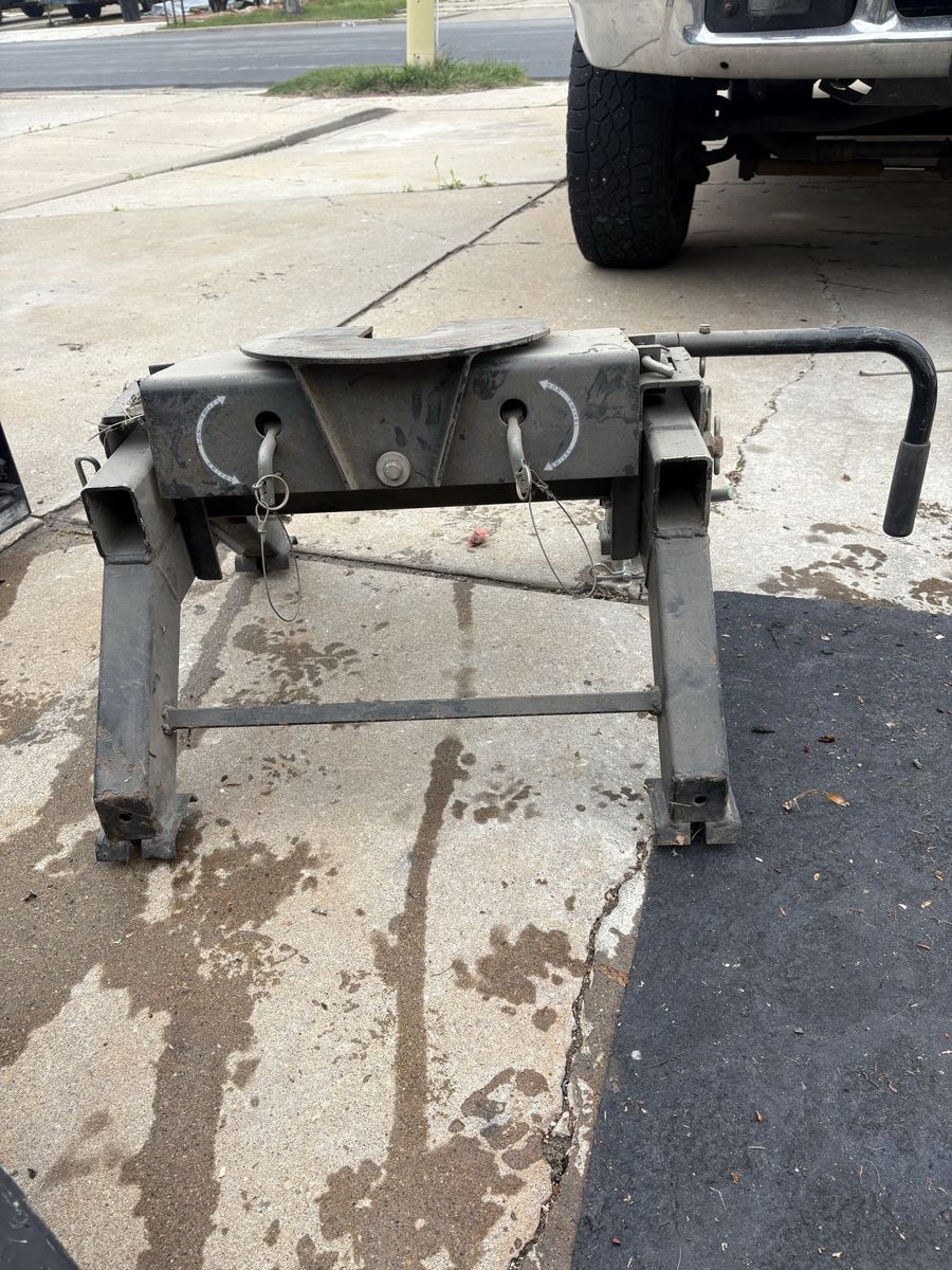 5th Wheel Hitch