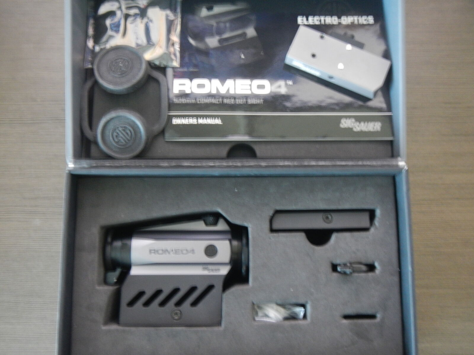 SIG SAUER Romeo4M (Mil-Spec) compact red dot sight