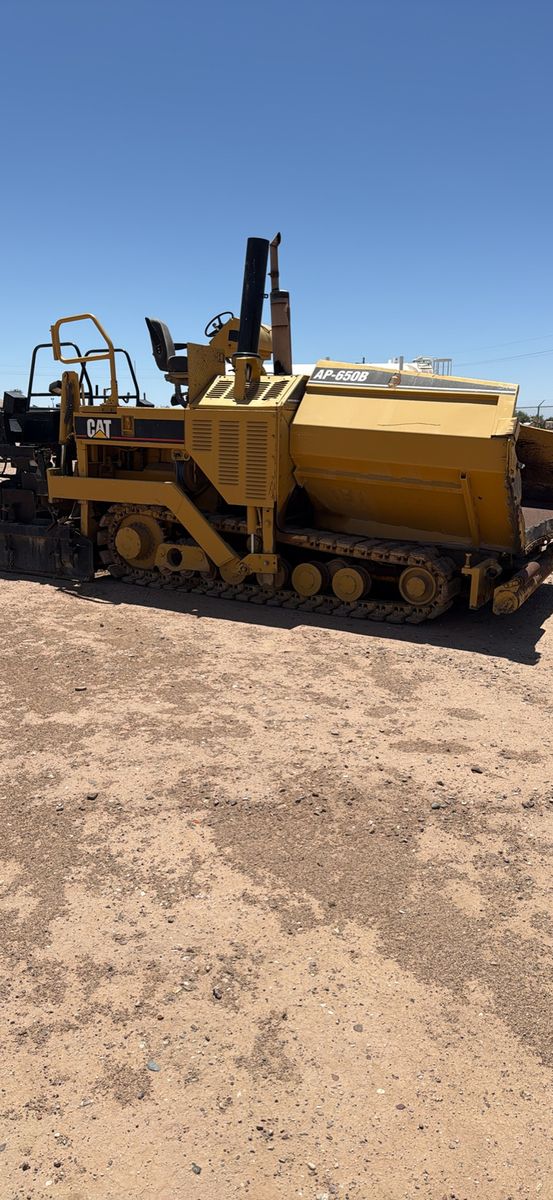 CAT Paver