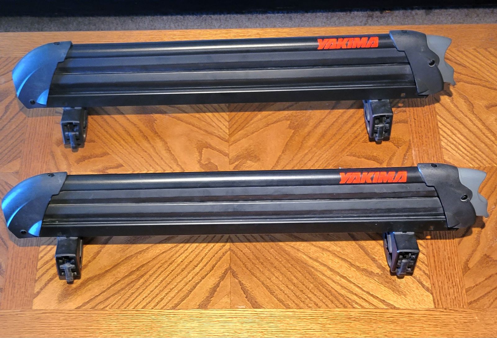 Yakima PowderHound 4 Ski & Snowboard Roof Rack