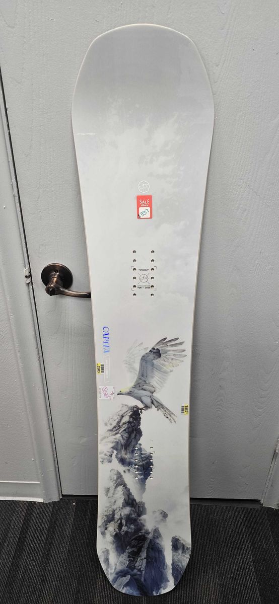 Capita Birds Of A Feather 146cm - Lightly Used (2026)