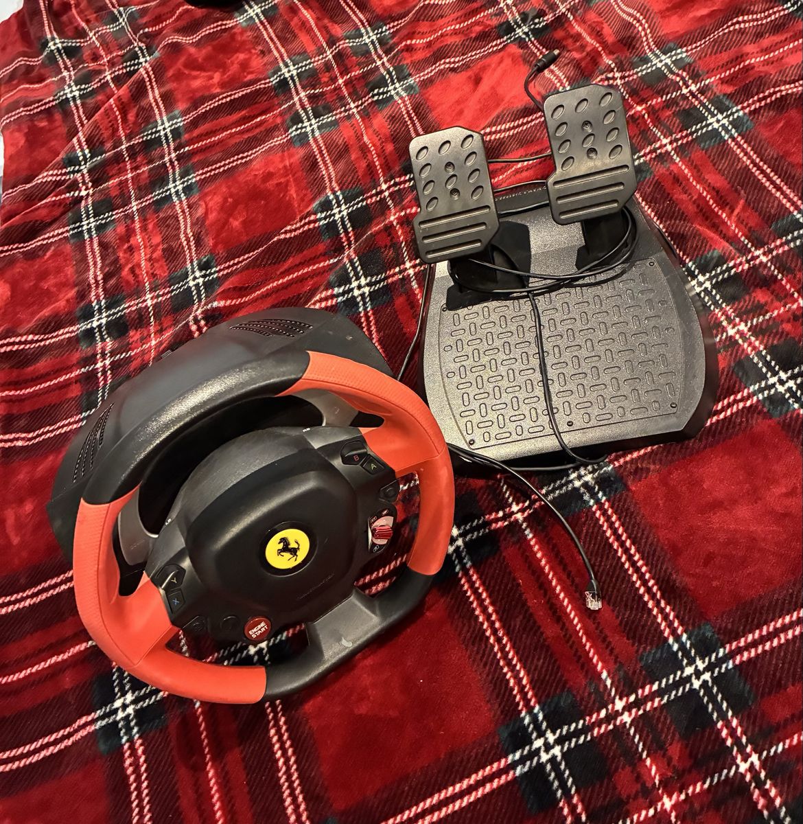 Thrustmaster Ferrari 458 Spider Racing Wheel + Pedals for Xbox