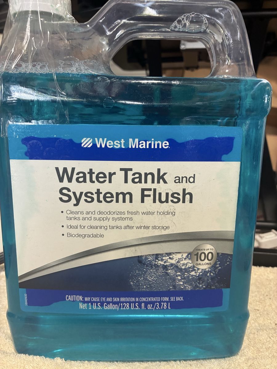 Water tank system flush for water holding tanks. 