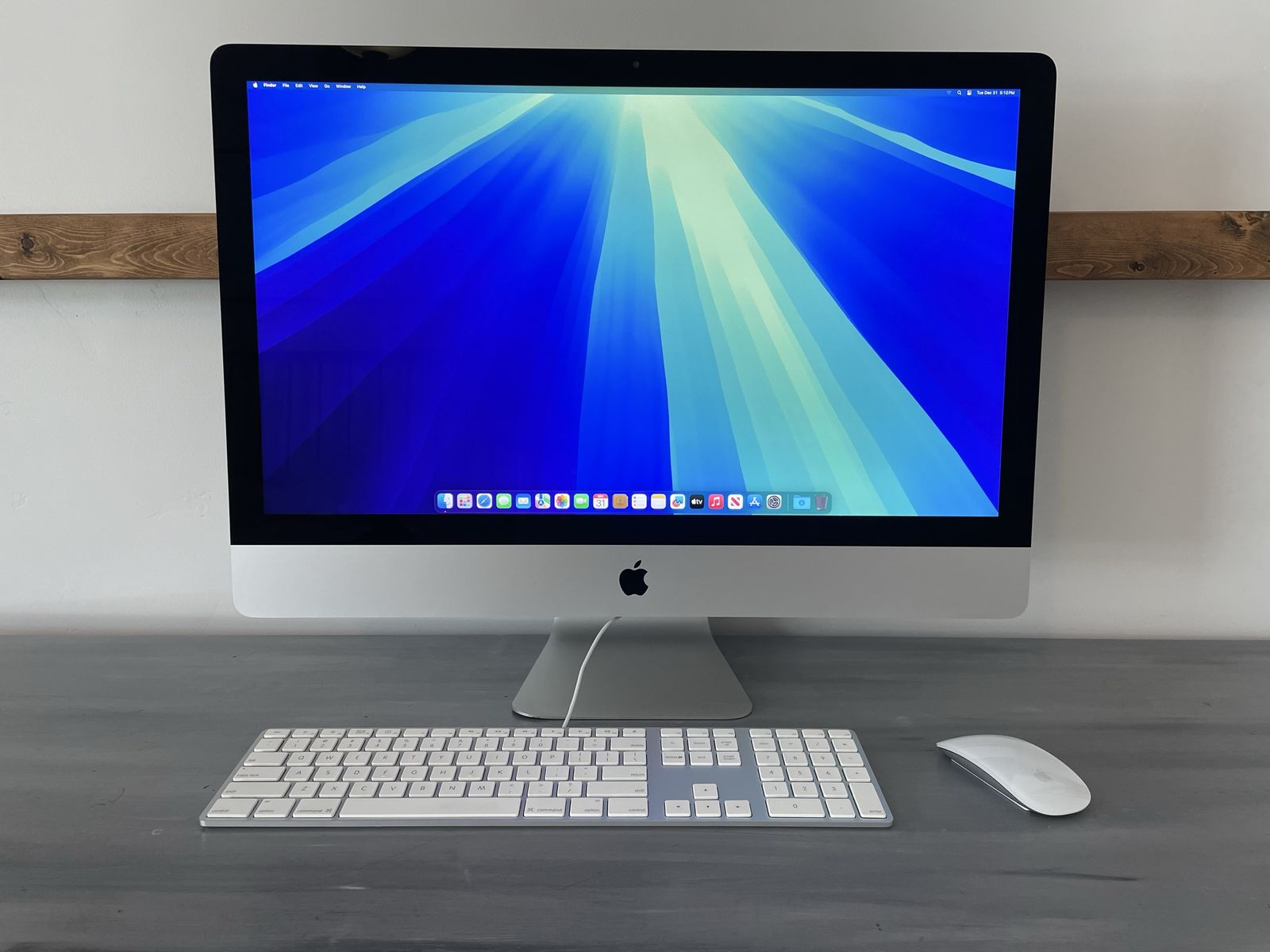 2019 Apple iMac 27” 5K Intel i5 8500 3GHz 1TB SSD/HDD 32GB DDR4 RAM Radeon Pro 570X GPU 4GB VRAM desktop AIO workstation PC