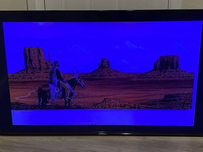 43” TV 4K Sharp (Brand)