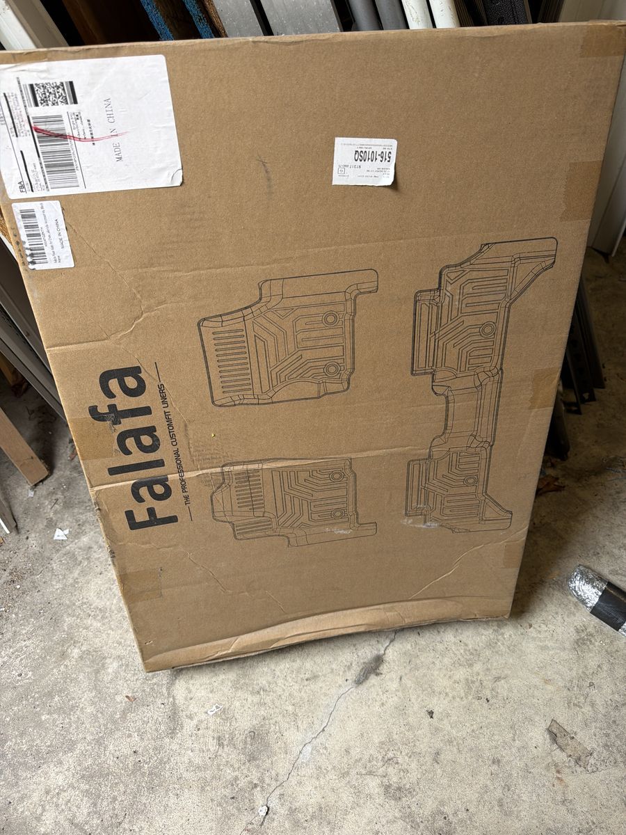 Floor mats for Chevy, Colorado New in box