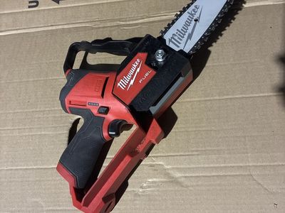 Milwaukee FUEL M12 Cordless Lithium-Ion HATCHET 6" Pruning Saw - Tool Only