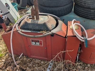 Coats 10-10 tire machine