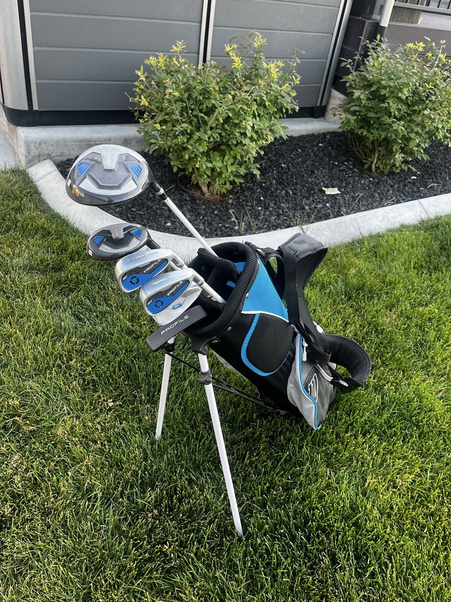 Wilson Gji youth golf clubs