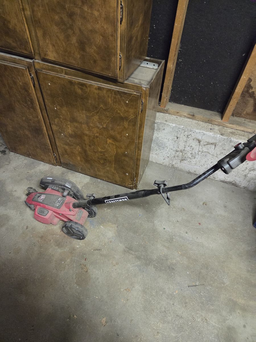 Lawn edger Craftman
