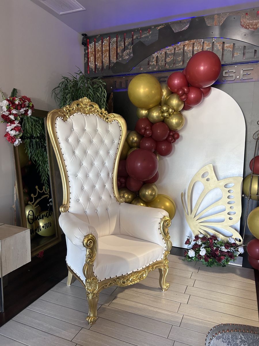 Throne Chair Rental Party | Trono Quinceañera Photos shoot birthday baby shower