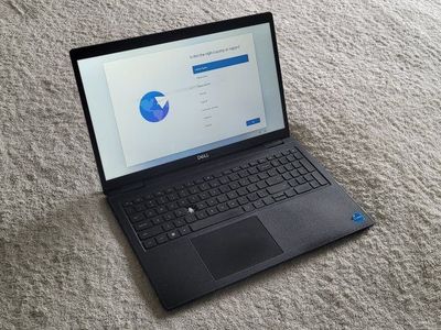 Dell Latitude 3520 Latitude