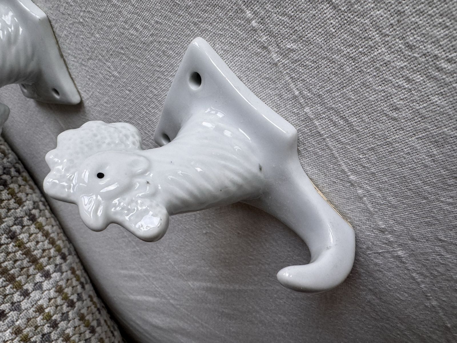Vintage White Ceramic Rooster Wall Hooks Set of 2 Farmhouse Decor
