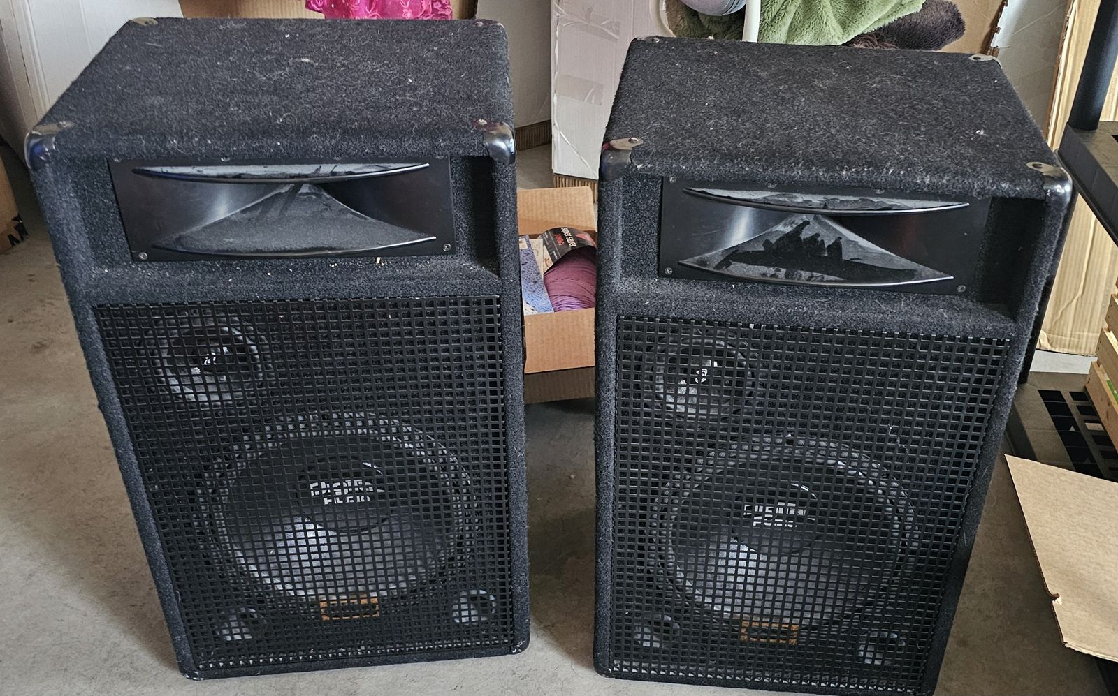 Digital Audio Professional 3-way Speakers 250W with Handles