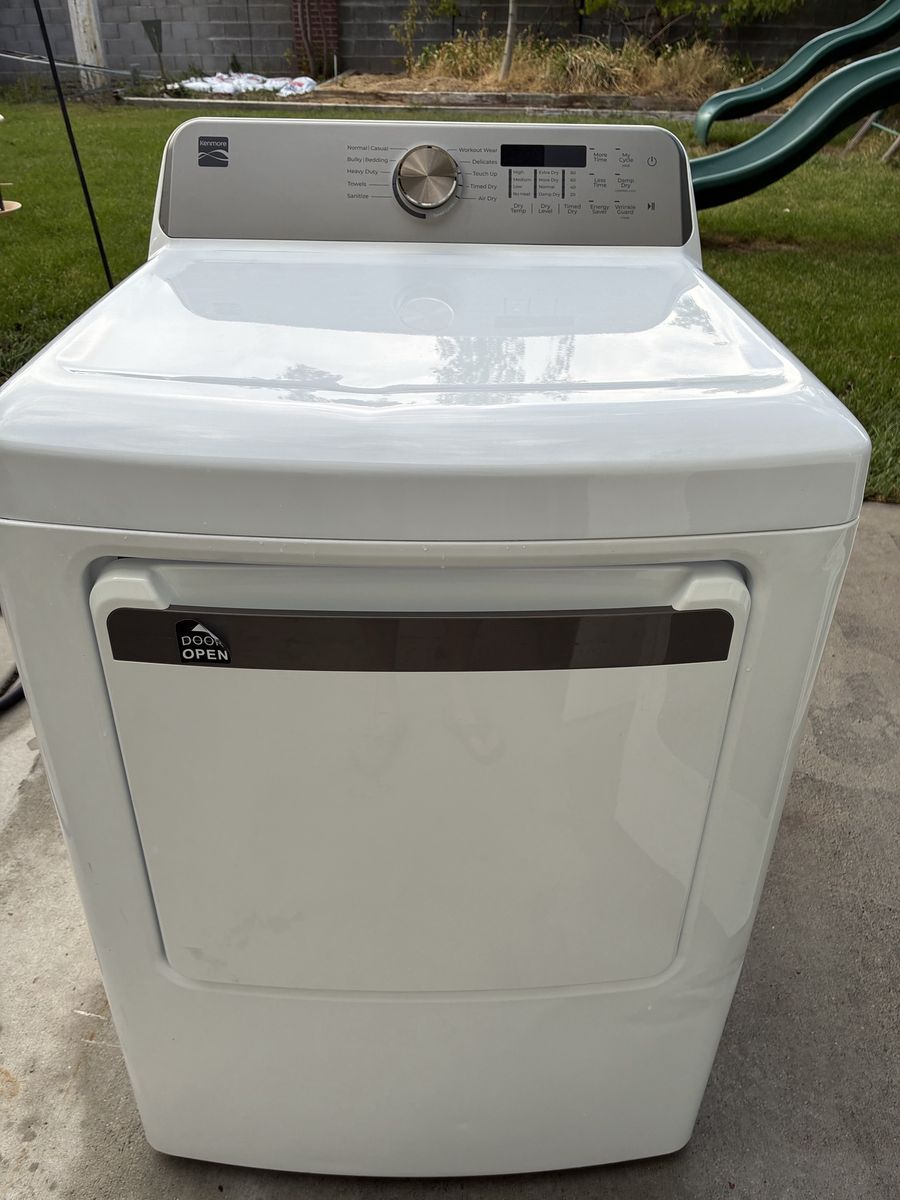 Kenmore White Electric Dryer - New