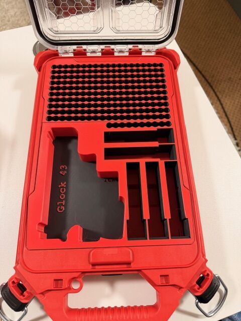 Milwaukee Glock 43 W/ 5 Mag and Lots of 380 amo