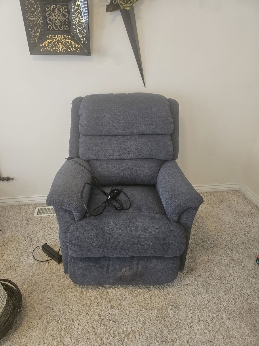 Lazyboy recliner electrical