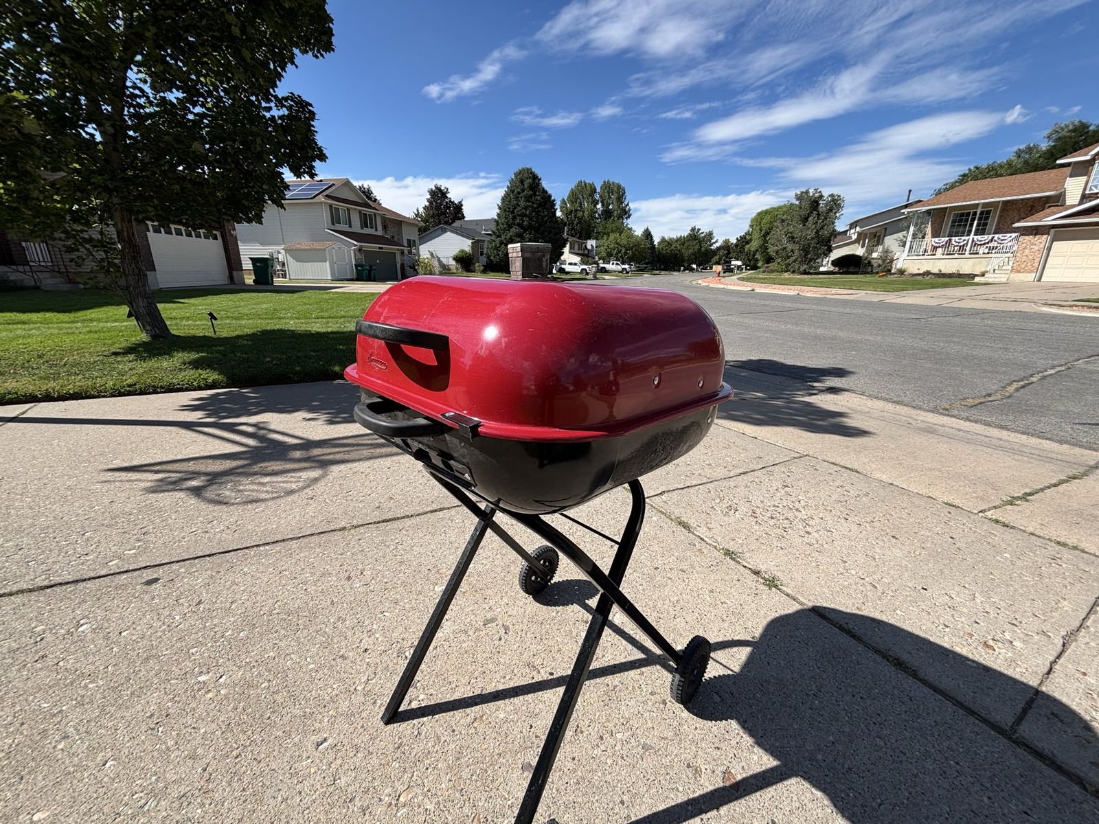 Americana red charcoal portable Grill