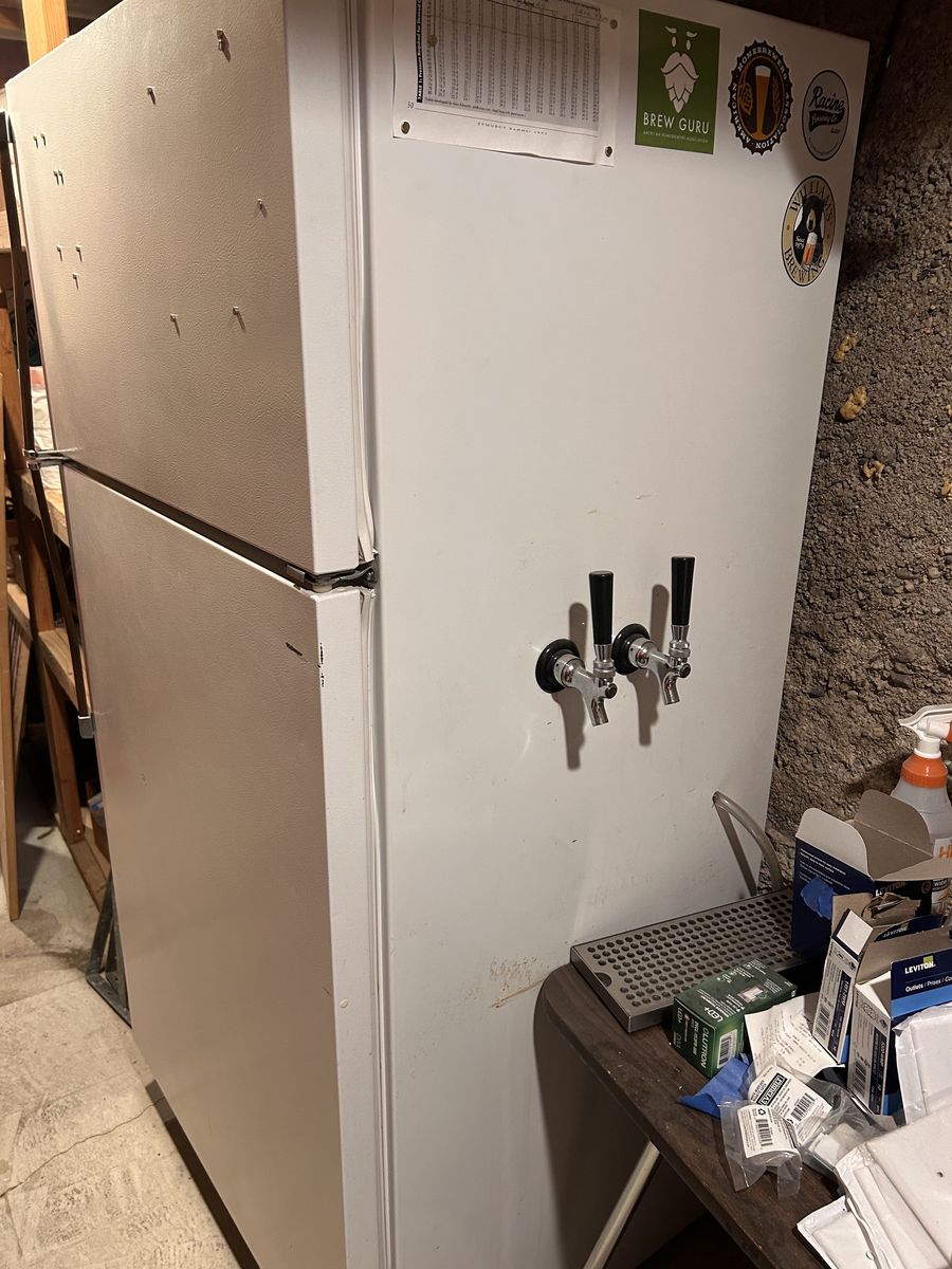 Home Brewing Kegerator, Electric Brewing System, pH meter