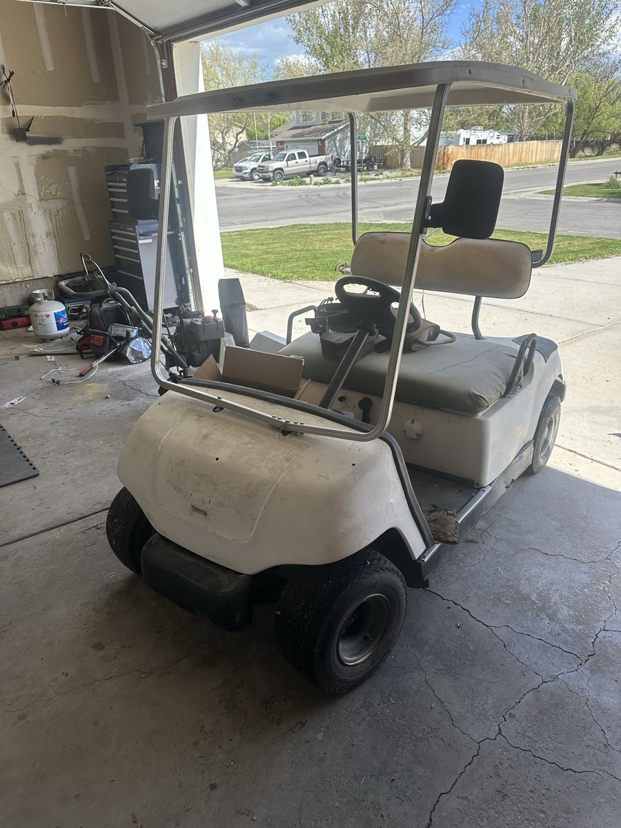 Yamaha Golf Cart
