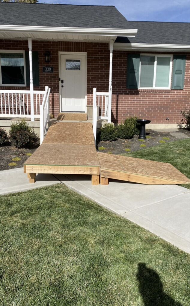 Wheelchair Ramp - Barely Used