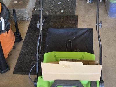 Greenworks 14-inch Corded Dethatcher 10 Amp Electric Scarifier Lawn Aerator with Catcher Bag