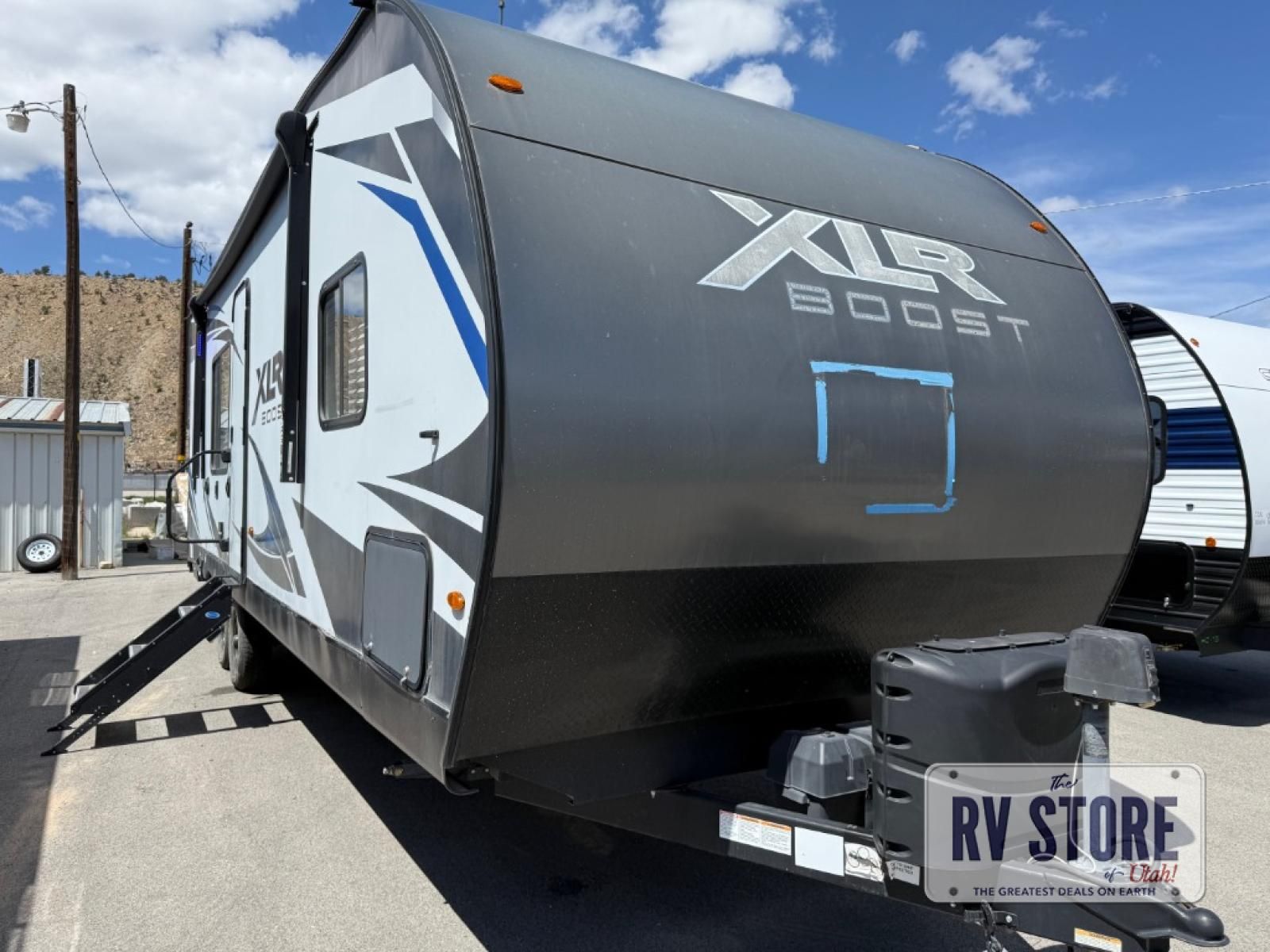 2021 Forest River RV XLR Boost 27QB Front Bedroom