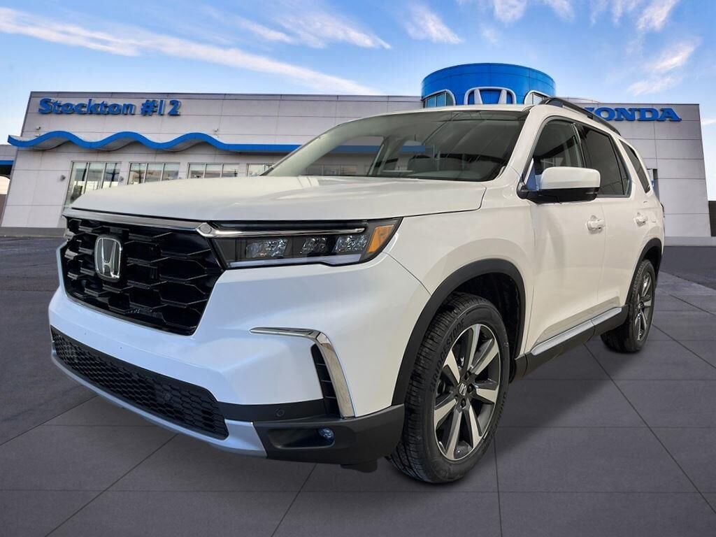 2025 Honda Pilot Touring