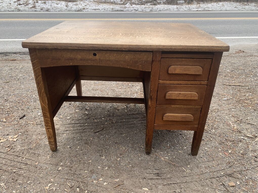 Oak Quarter Sawn Antique Craftsman Desk