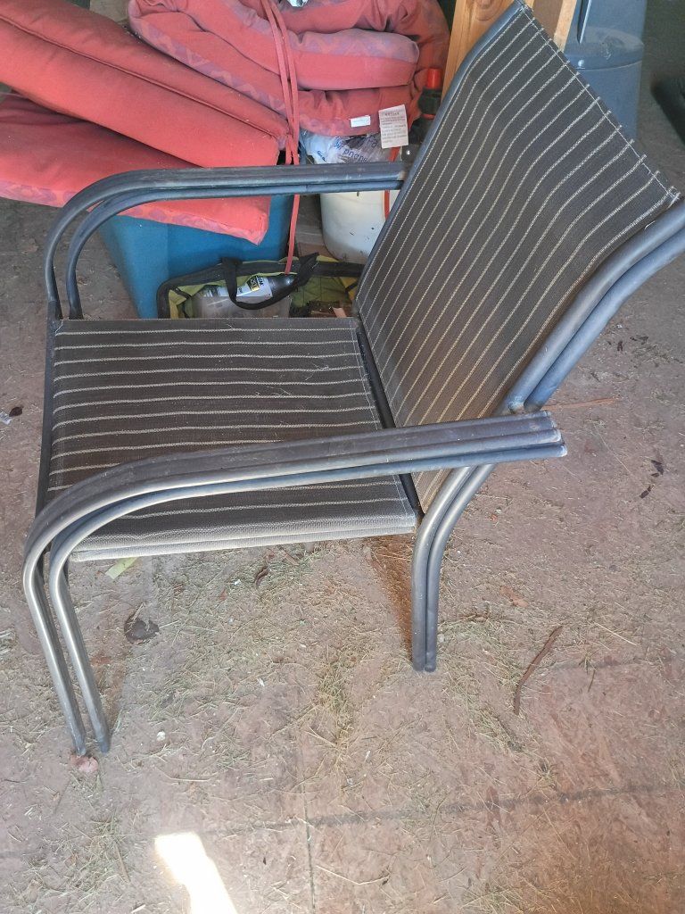 Outdoor / patio chairs